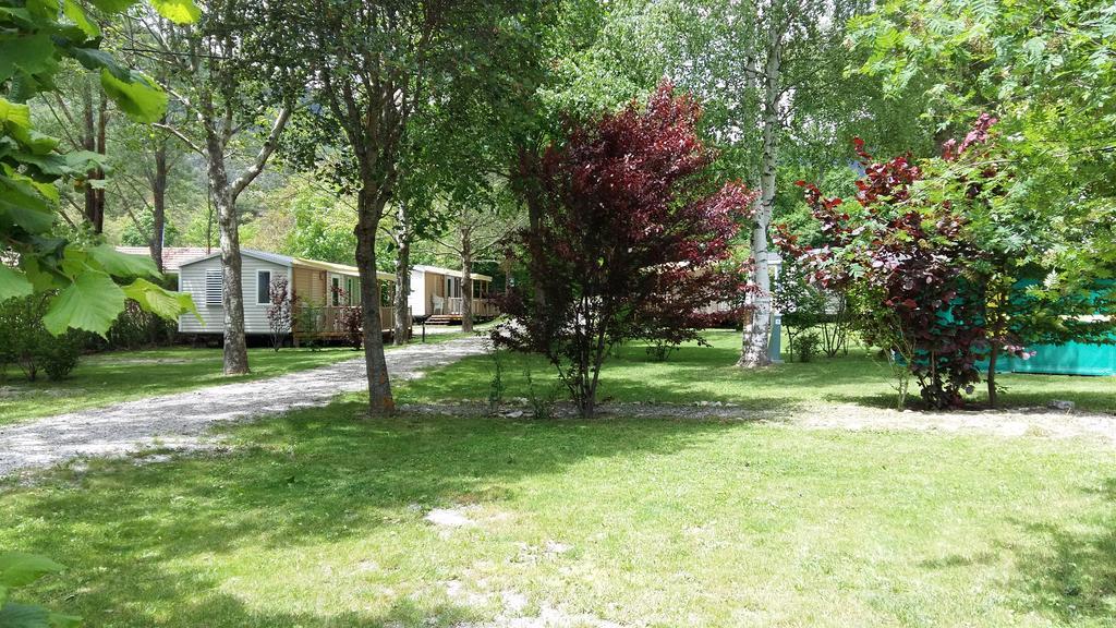 Le Mobilhome Chez Camille Veynes Exterior foto