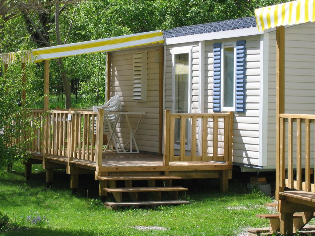 Le Mobilhome Chez Camille Veynes Exterior foto